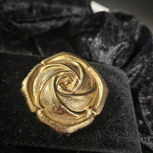 Gold tone Rose Scarf Clip